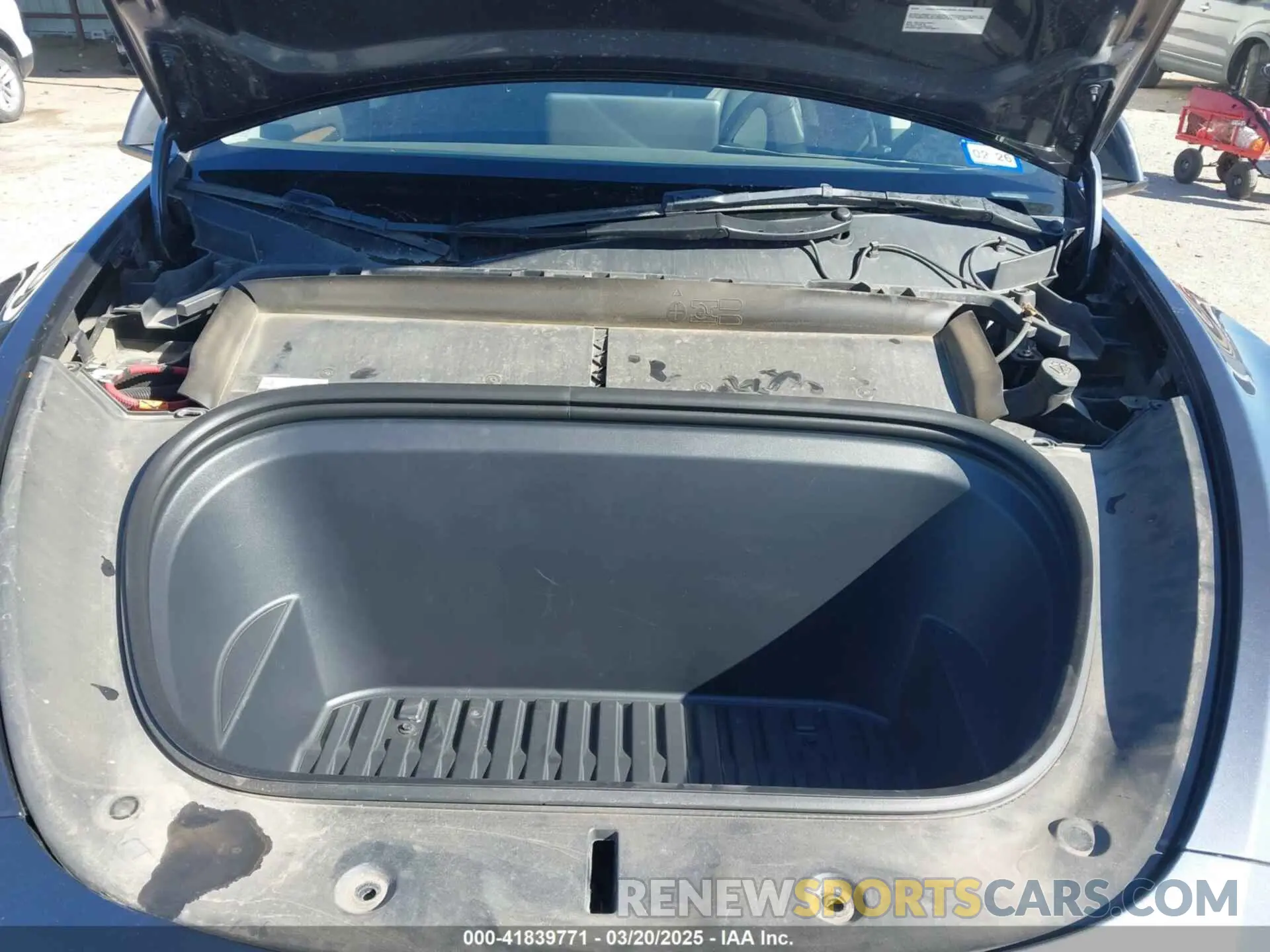 10 Photograph of a damaged car 7SAYGAEE8PF667728 TESLA MODEL Y 2023