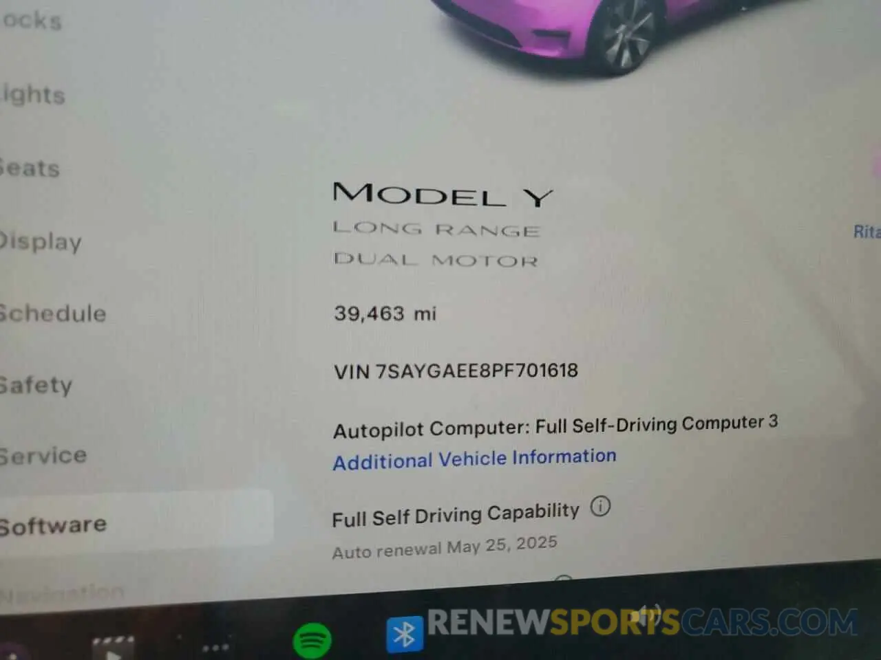 9 Photograph of a damaged car 7SAYGAEE8PF701618 TESLA MODEL Y 2023