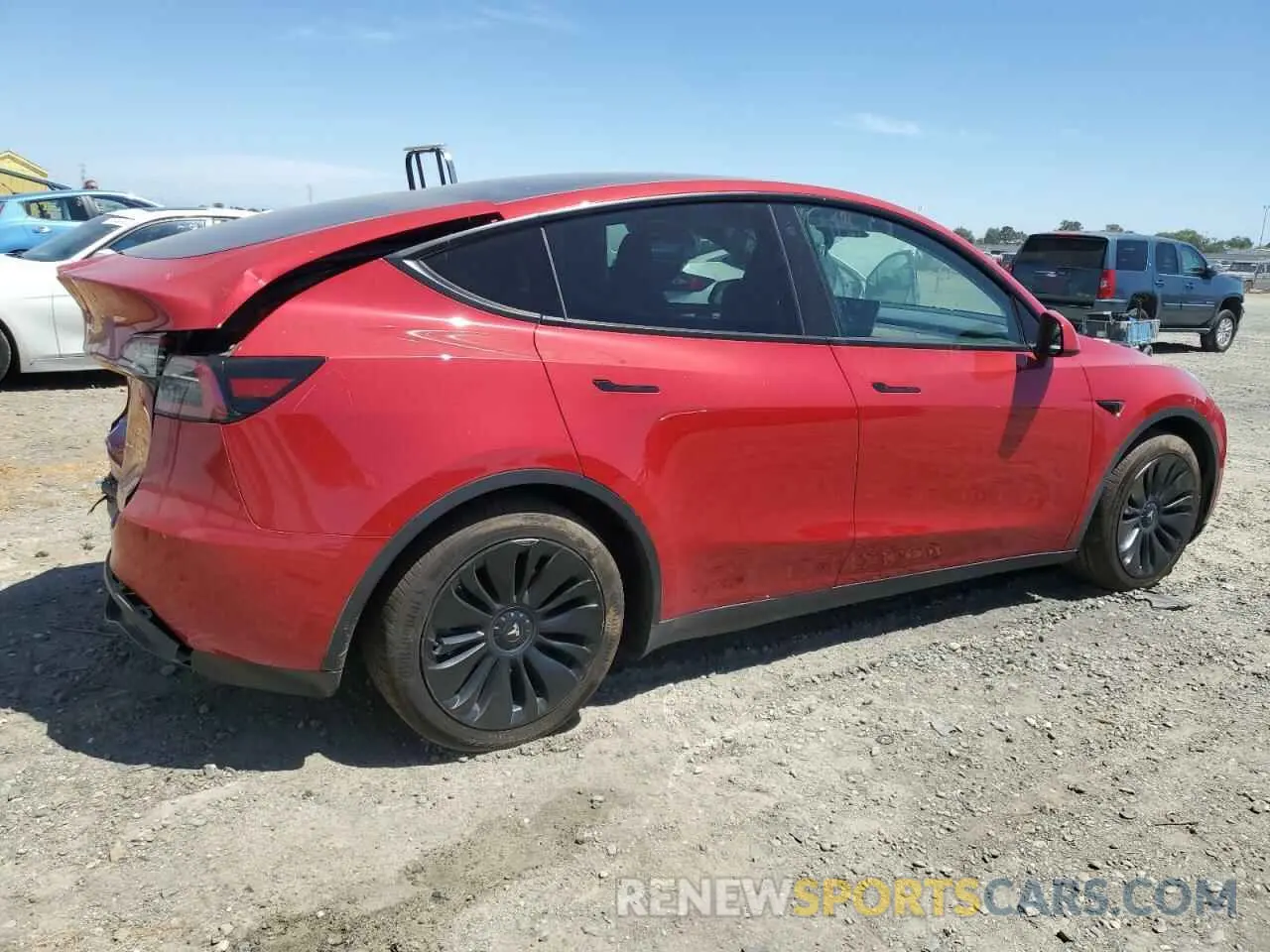 3 Photograph of a damaged car 7SAYGAEE8PF747191 TESLA MODEL Y 2023