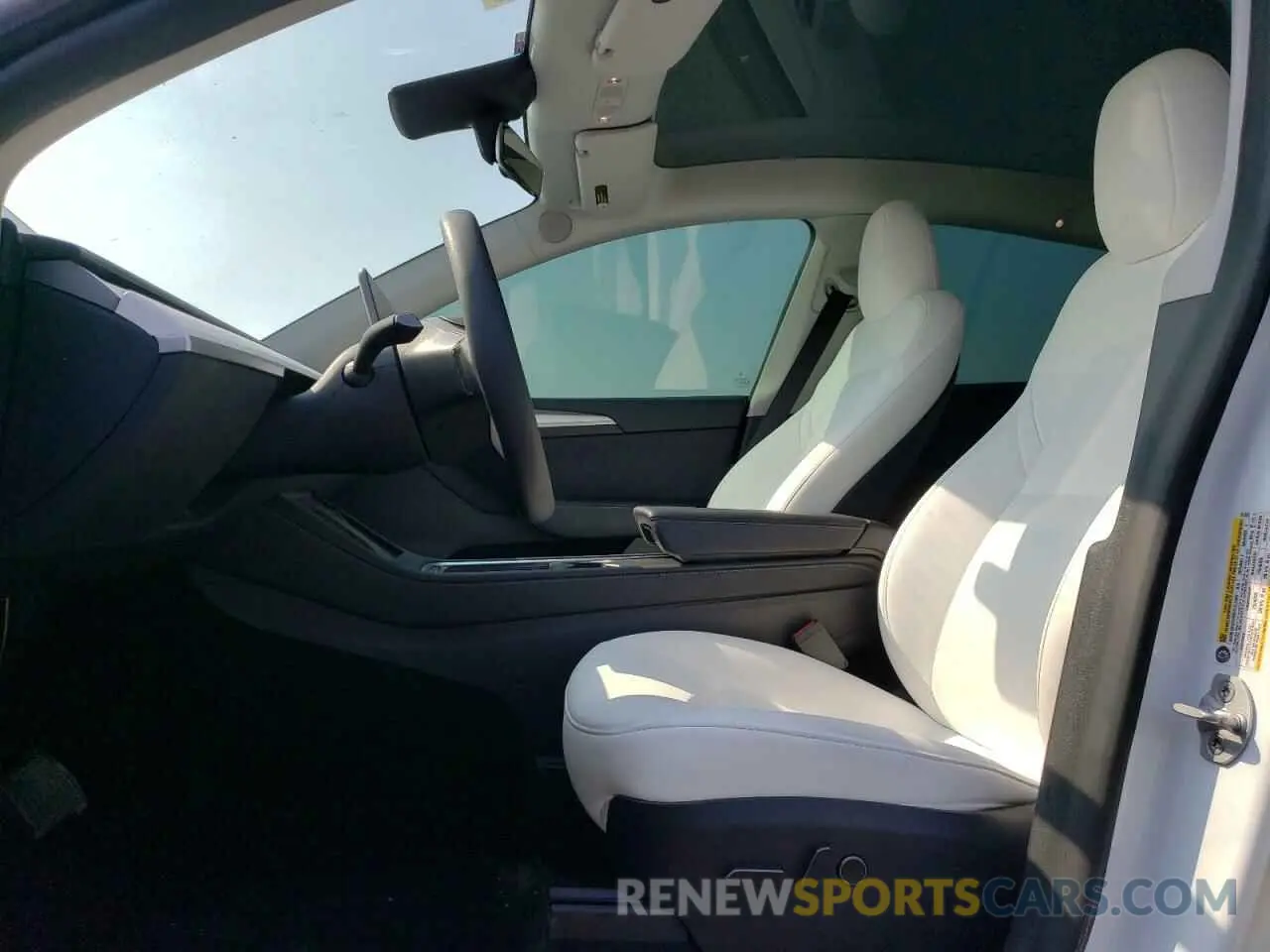 7 Photograph of a damaged car 7SAYGAEE8PF761897 TESLA MODEL Y 2023