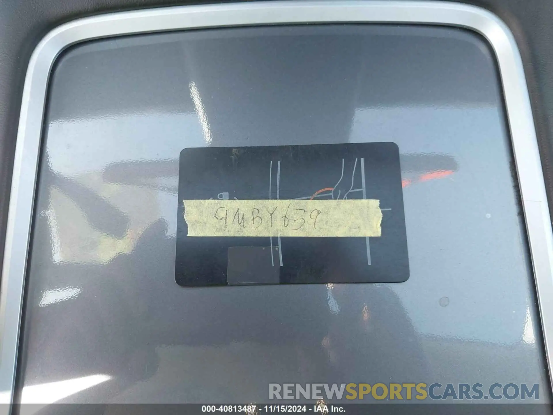 11 Photograph of a damaged car 7SAYGAEE8PF769580 TESLA MODEL Y 2023
