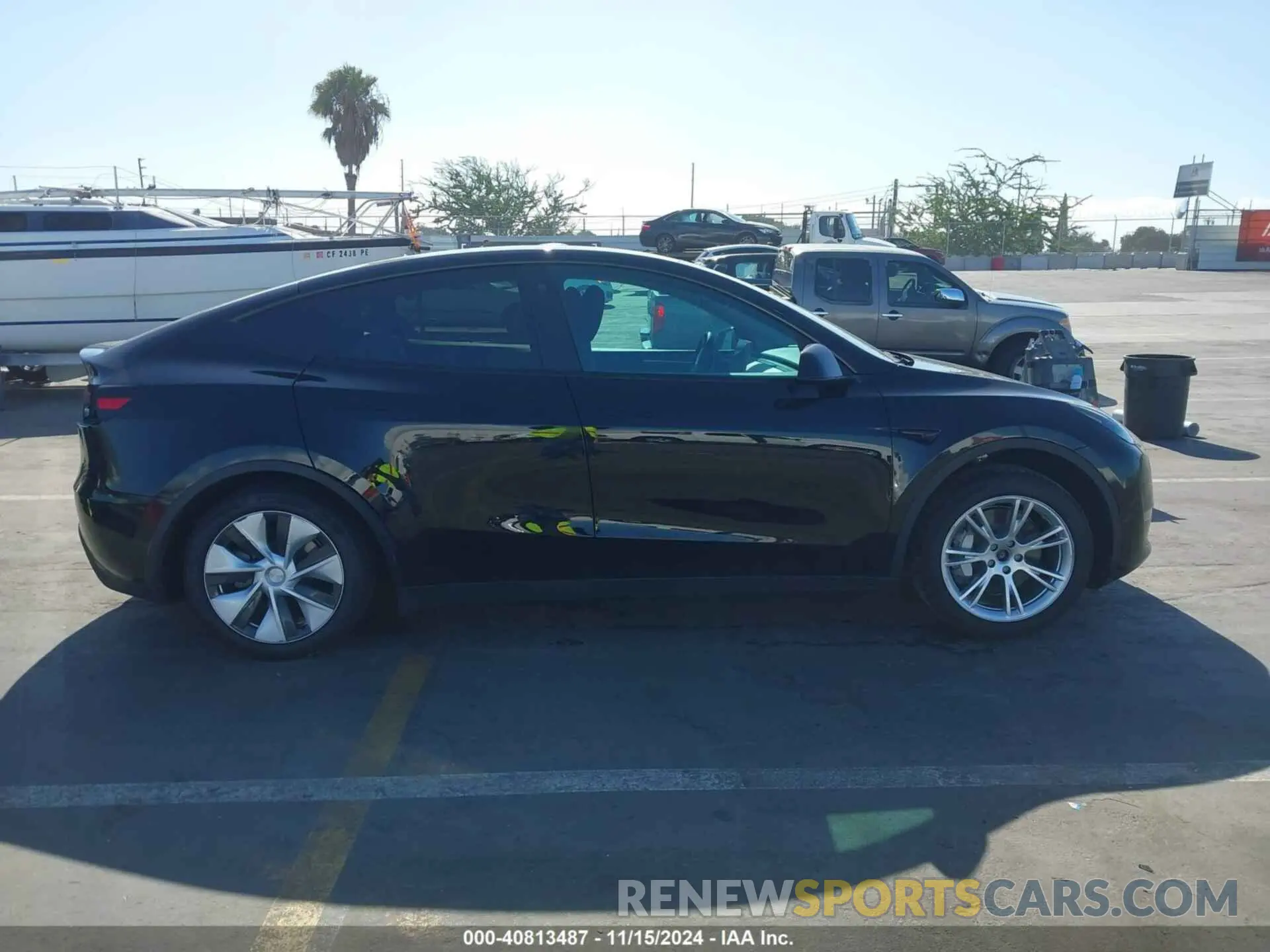 13 Photograph of a damaged car 7SAYGAEE8PF769580 TESLA MODEL Y 2023