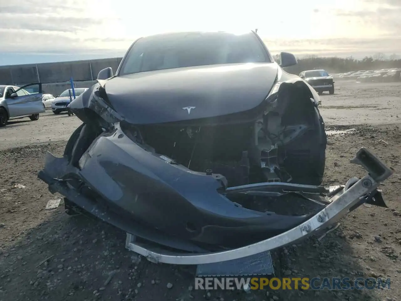 5 Photograph of a damaged car 7SAYGAEE8PF902046 TESLA MODEL Y 2023