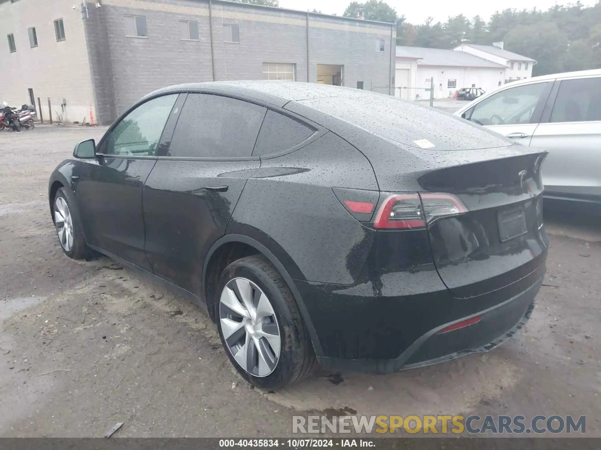 14 Photograph of a damaged car 7SAYGAEE8PF918764 TESLA MODEL Y 2023