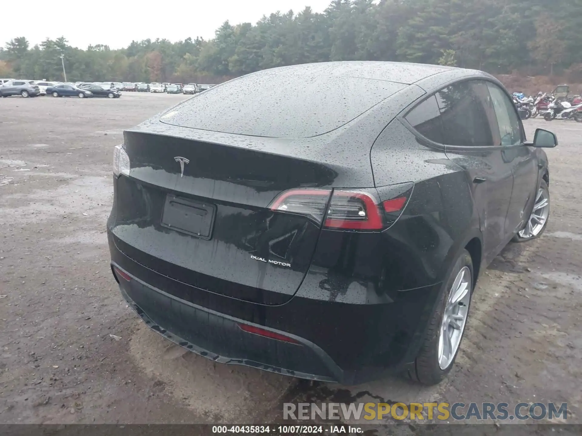 16 Photograph of a damaged car 7SAYGAEE8PF918764 TESLA MODEL Y 2023