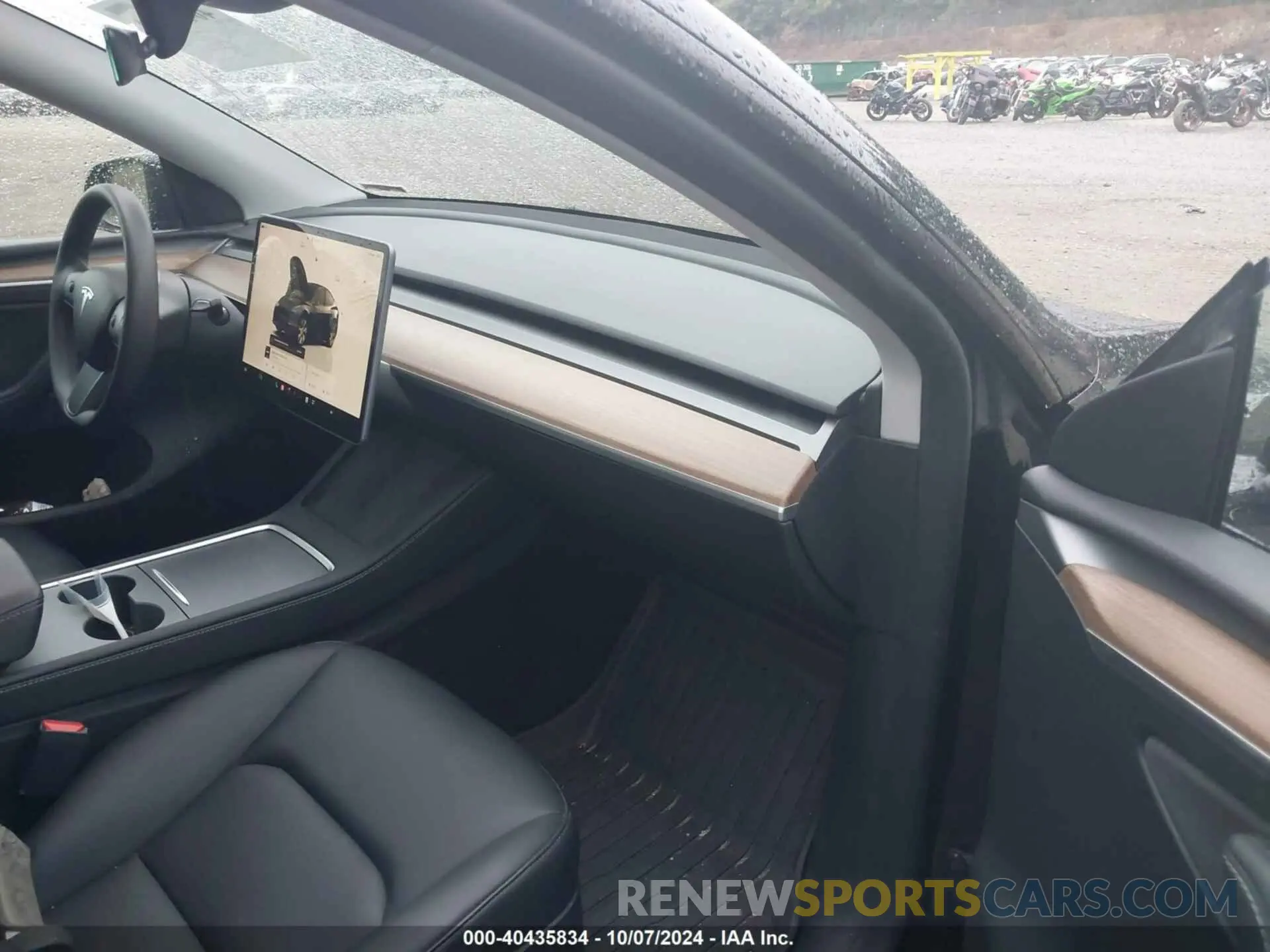 5 Photograph of a damaged car 7SAYGAEE8PF918764 TESLA MODEL Y 2023