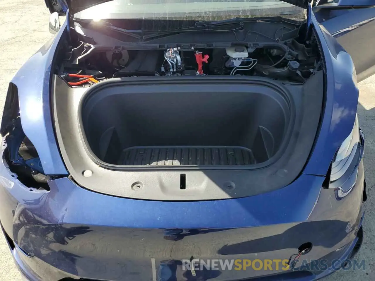 11 Photograph of a damaged car 7SAYGAEE8PF927092 TESLA MODEL Y 2023