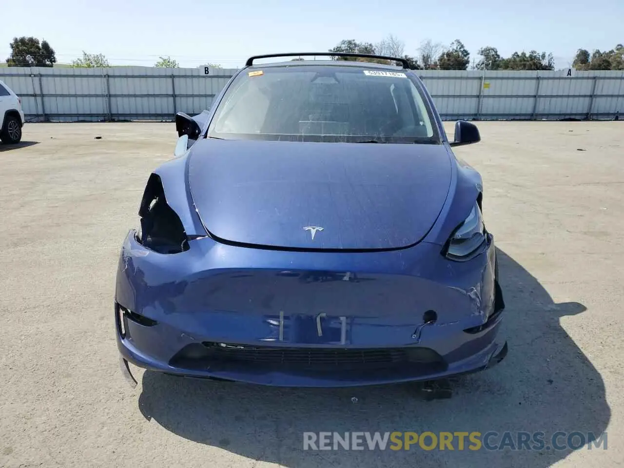 5 Photograph of a damaged car 7SAYGAEE8PF927092 TESLA MODEL Y 2023