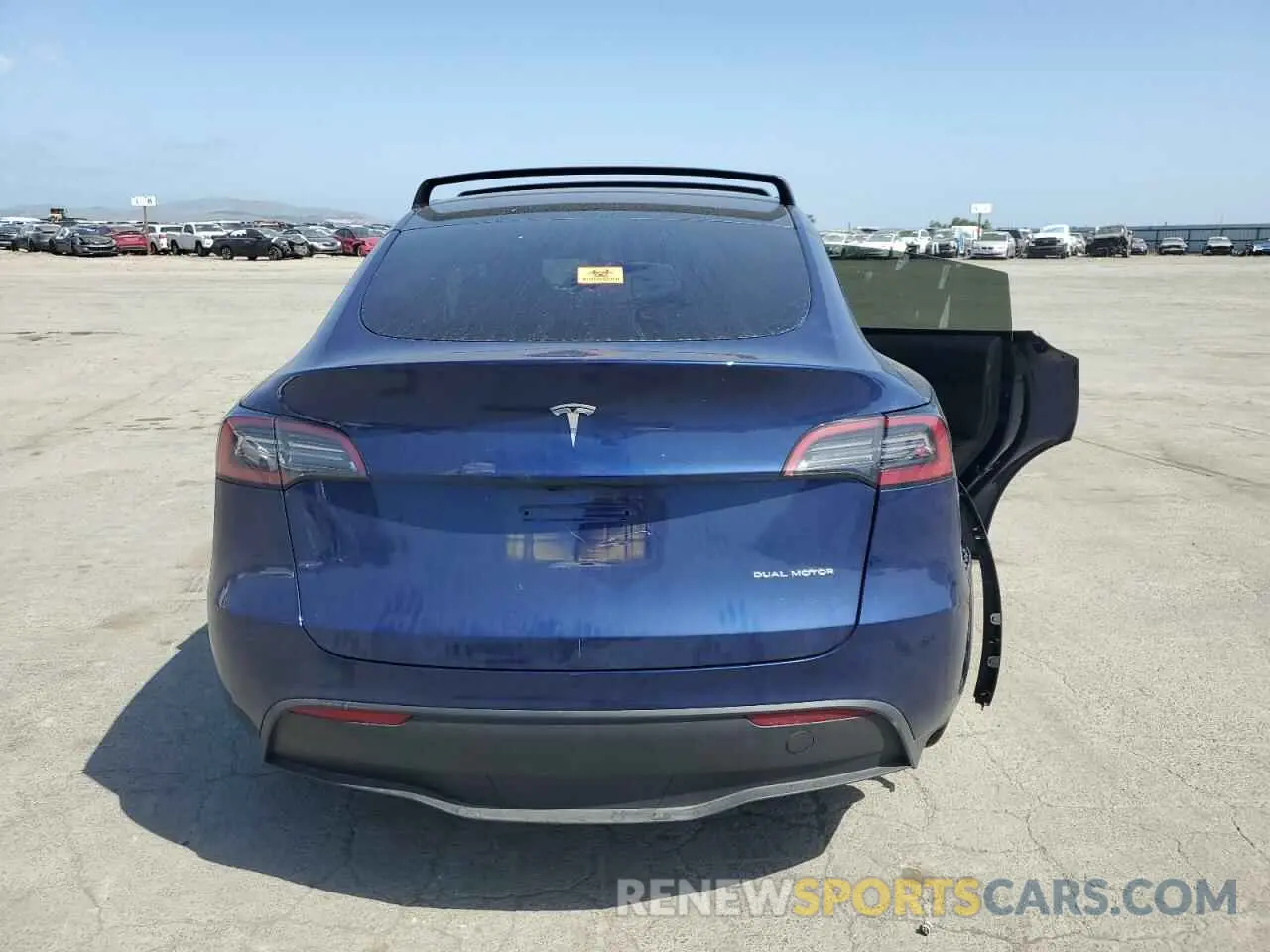 6 Photograph of a damaged car 7SAYGAEE8PF927092 TESLA MODEL Y 2023
