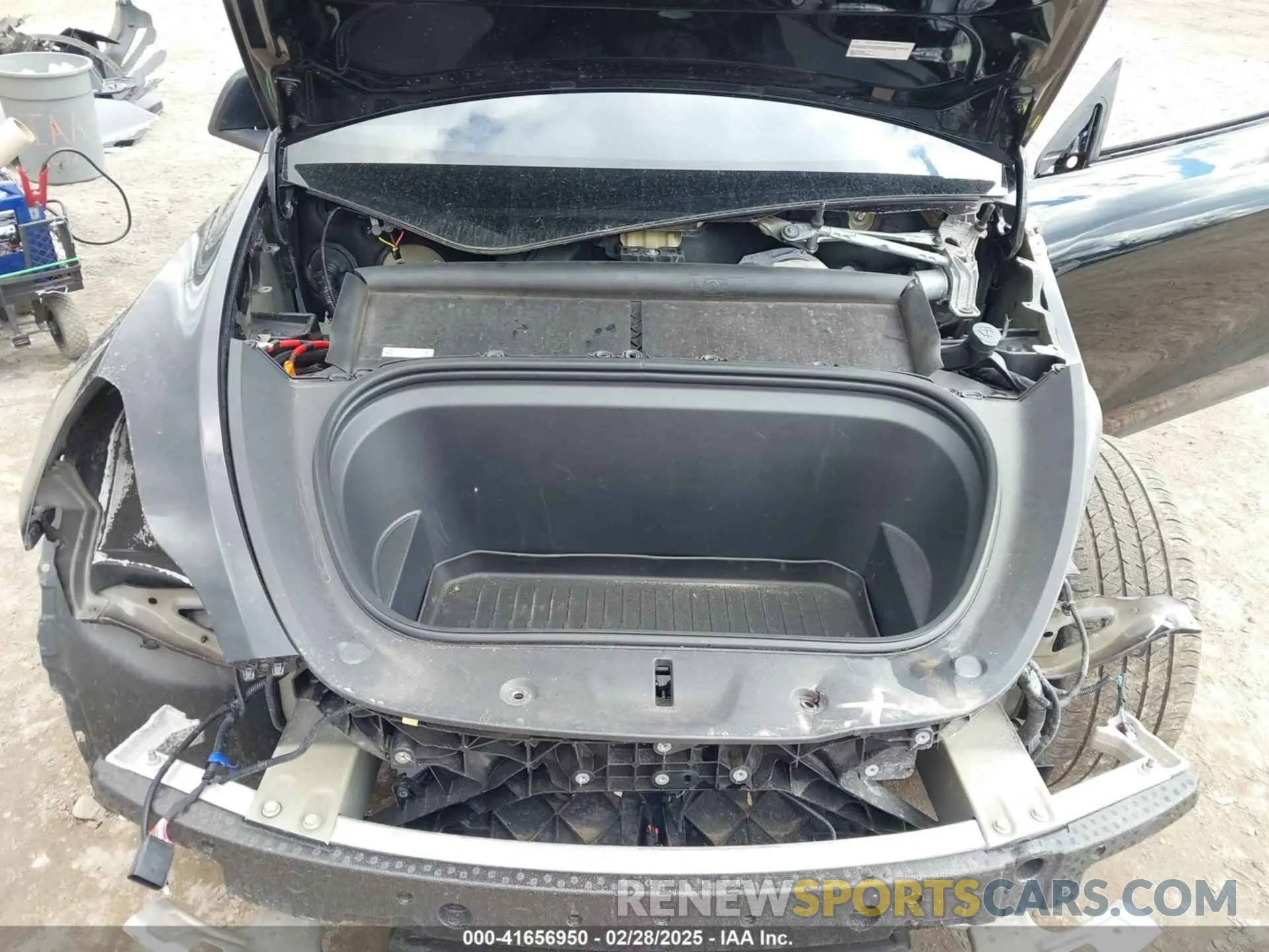 10 Photograph of a damaged car 7SAYGAEE9PF582431 TESLA MODEL Y 2023