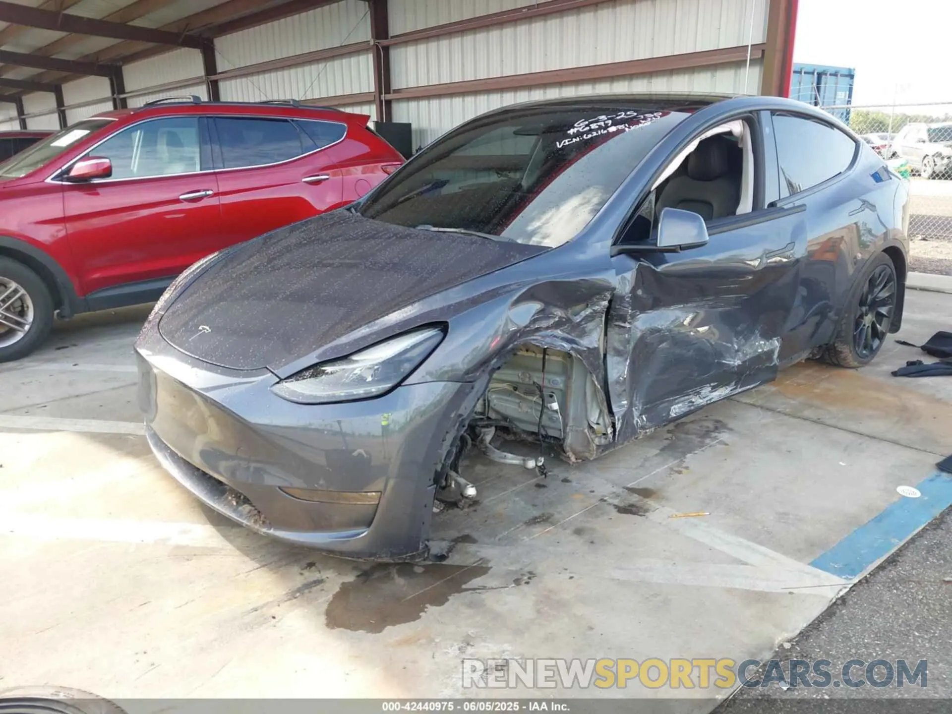 2 Photograph of a damaged car 7SAYGAEE9PF621681 TESLA MODEL Y 2023