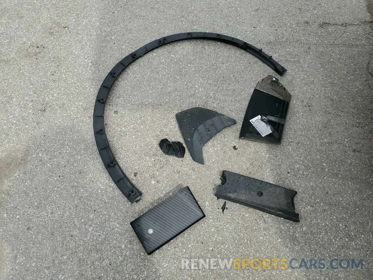 13 Photograph of a damaged car 7SAYGAEE9PF686434 TESLA MODEL Y 2023