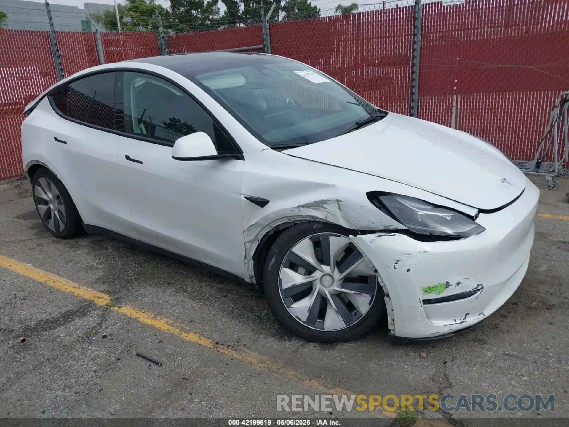 1 Photograph of a damaged car 7SAYGAEE9PF702910 TESLA MODEL Y 2023