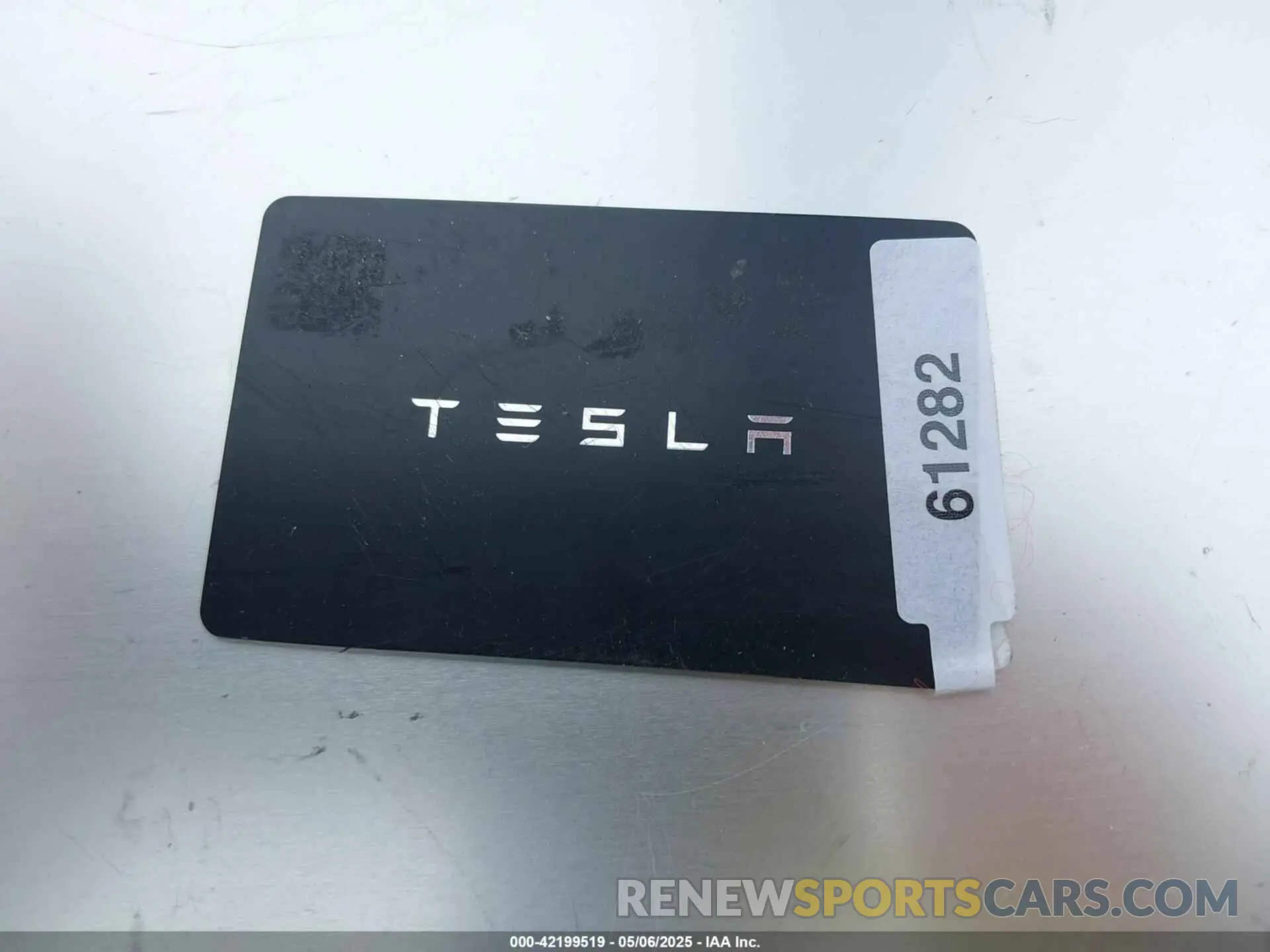 11 Photograph of a damaged car 7SAYGAEE9PF702910 TESLA MODEL Y 2023