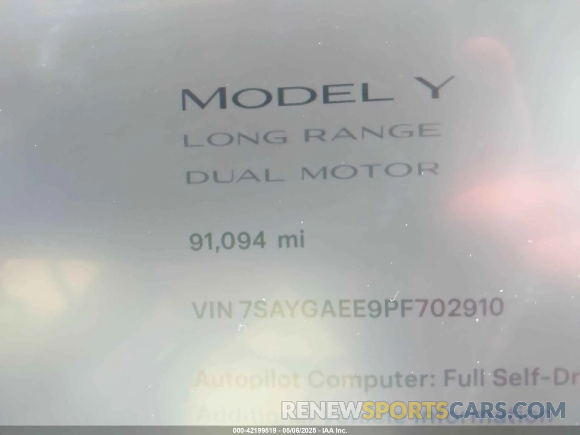 15 Photograph of a damaged car 7SAYGAEE9PF702910 TESLA MODEL Y 2023