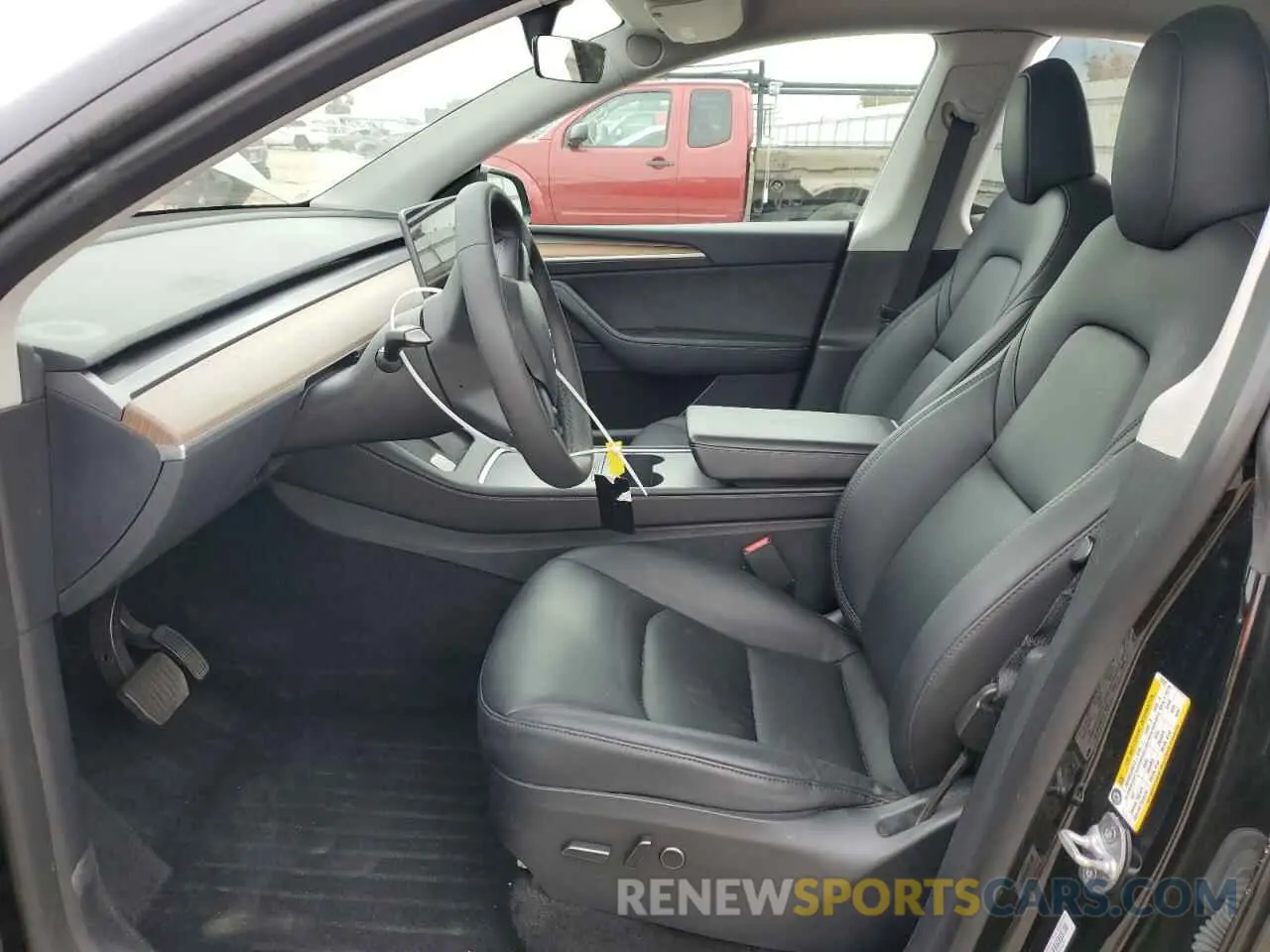 7 Photograph of a damaged car 7SAYGAEE9PF716323 TESLA MODEL Y 2023
