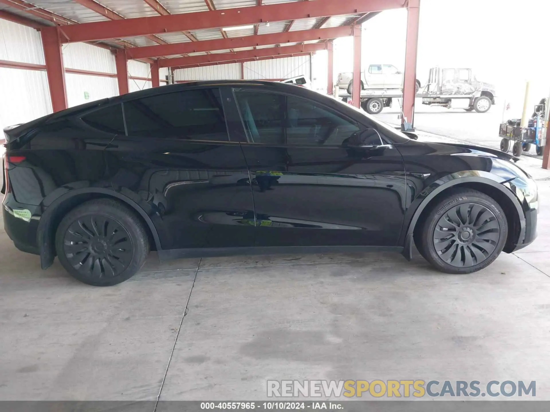 14 Photograph of a damaged car 7SAYGAEE9PF716337 TESLA MODEL Y 2023