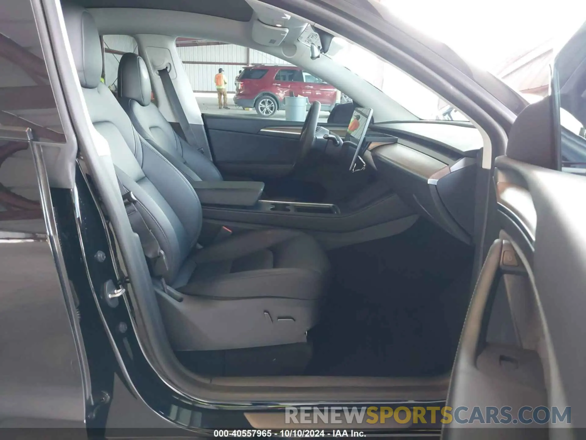 5 Photograph of a damaged car 7SAYGAEE9PF716337 TESLA MODEL Y 2023