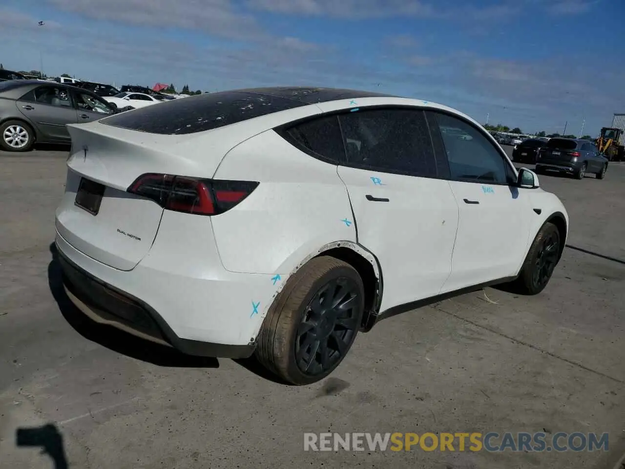 3 Photograph of a damaged car 7SAYGAEE9PF835117 TESLA MODEL Y 2023
