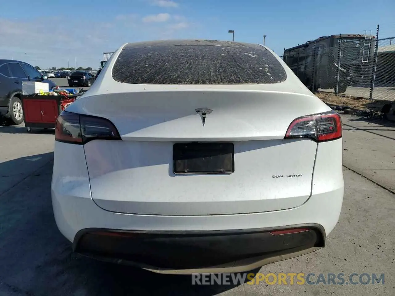 6 Photograph of a damaged car 7SAYGAEE9PF835117 TESLA MODEL Y 2023
