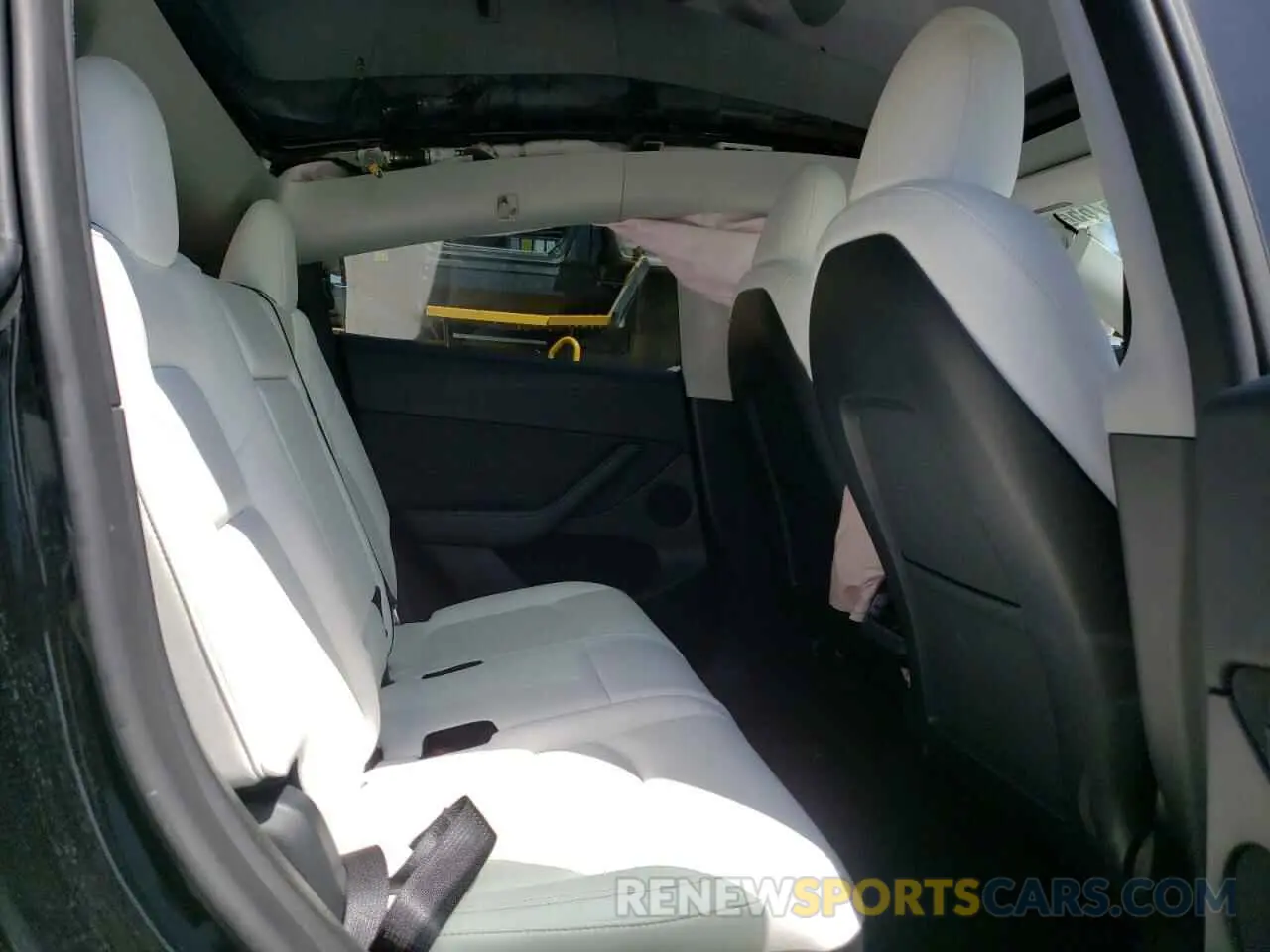 10 Photograph of a damaged car 7SAYGAEE9PF888495 TESLA MODEL Y 2023
