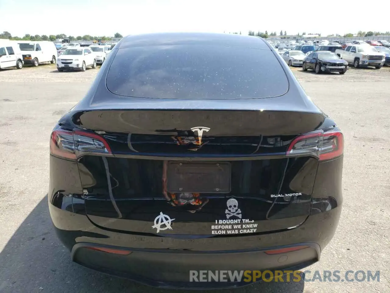 6 Photograph of a damaged car 7SAYGAEE9PF888495 TESLA MODEL Y 2023