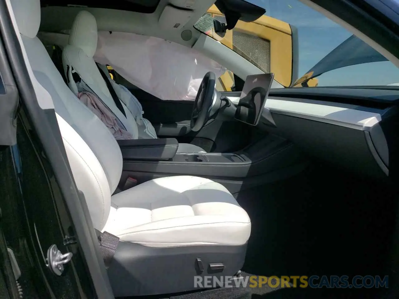 7 Photograph of a damaged car 7SAYGAEE9PF888495 TESLA MODEL Y 2023