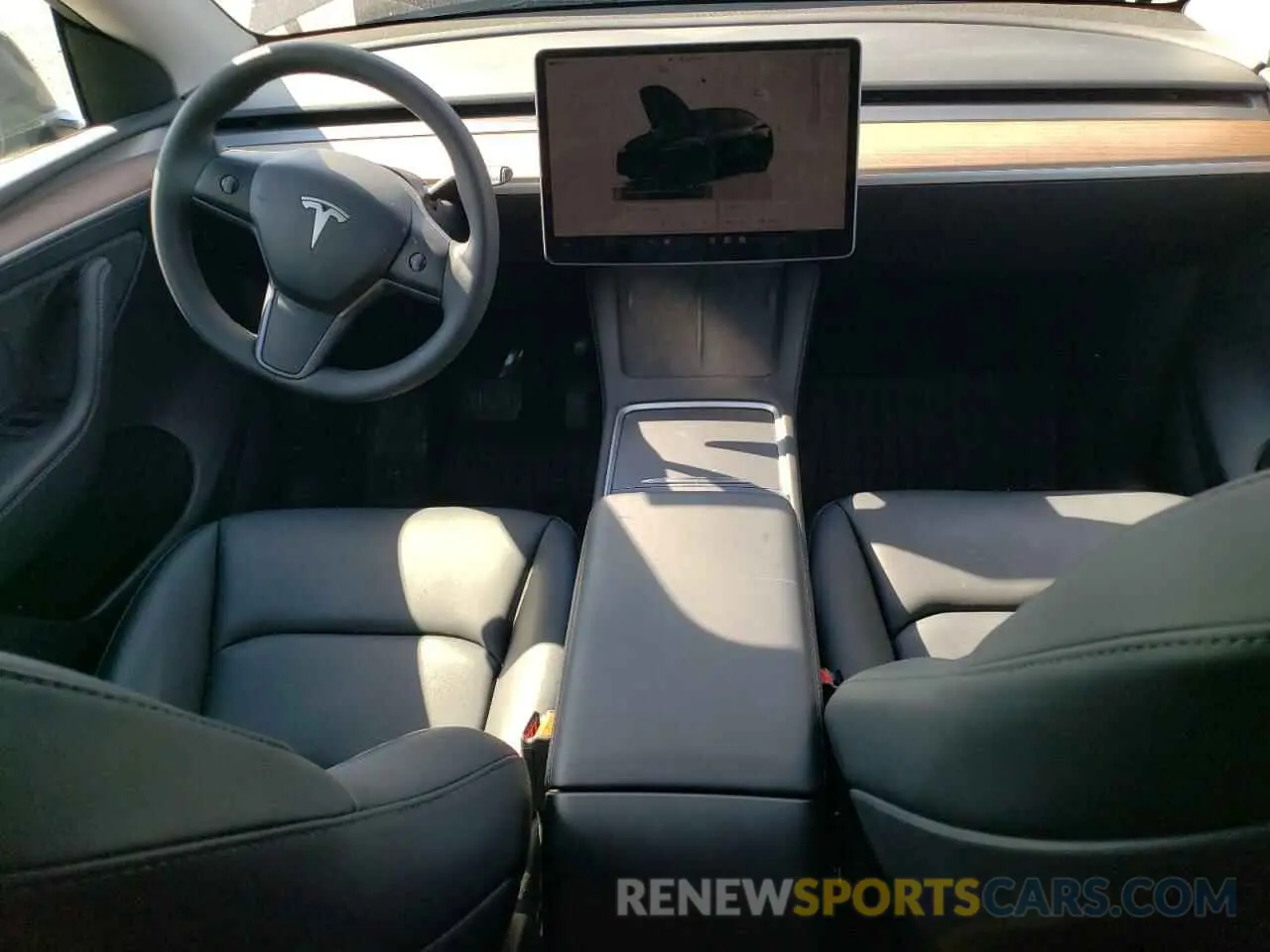 8 Photograph of a damaged car 7SAYGAEE9PF932592 TESLA MODEL Y 2023