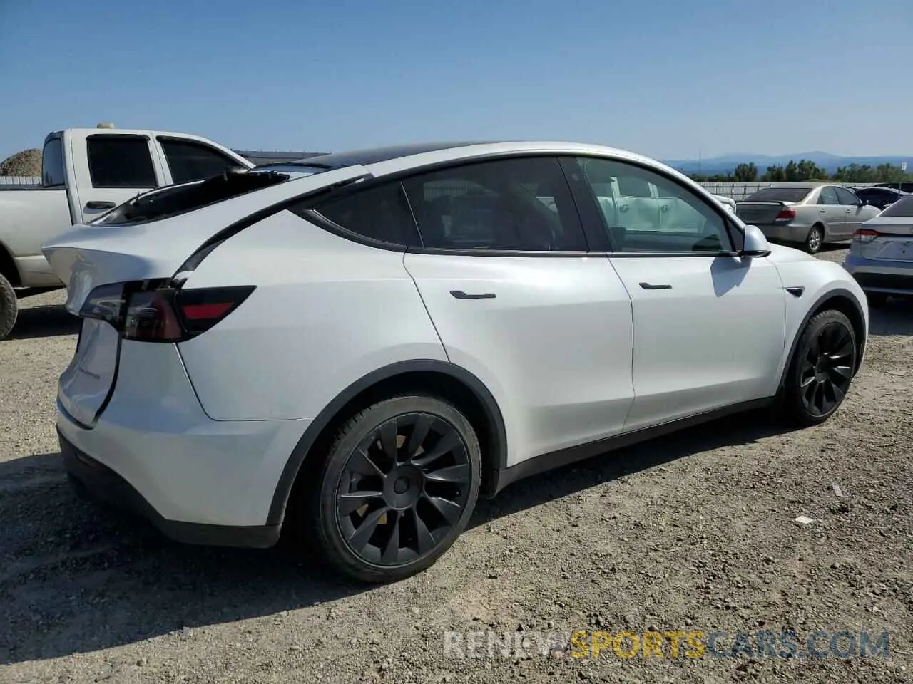 3 Photograph of a damaged car 7SAYGAEEXPF594572 TESLA MODEL Y 2023