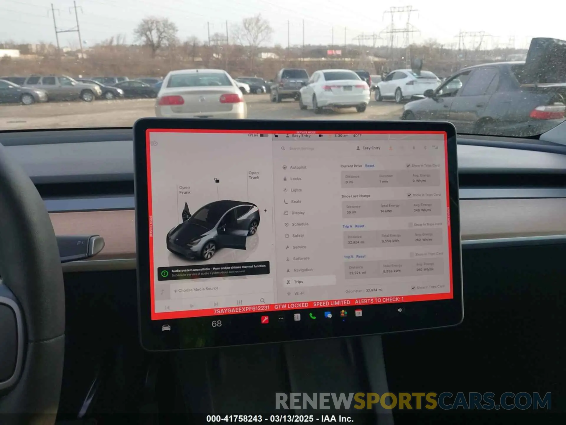 19 Photograph of a damaged car 7SAYGAEEXPF612231 TESLA MODEL Y 2023