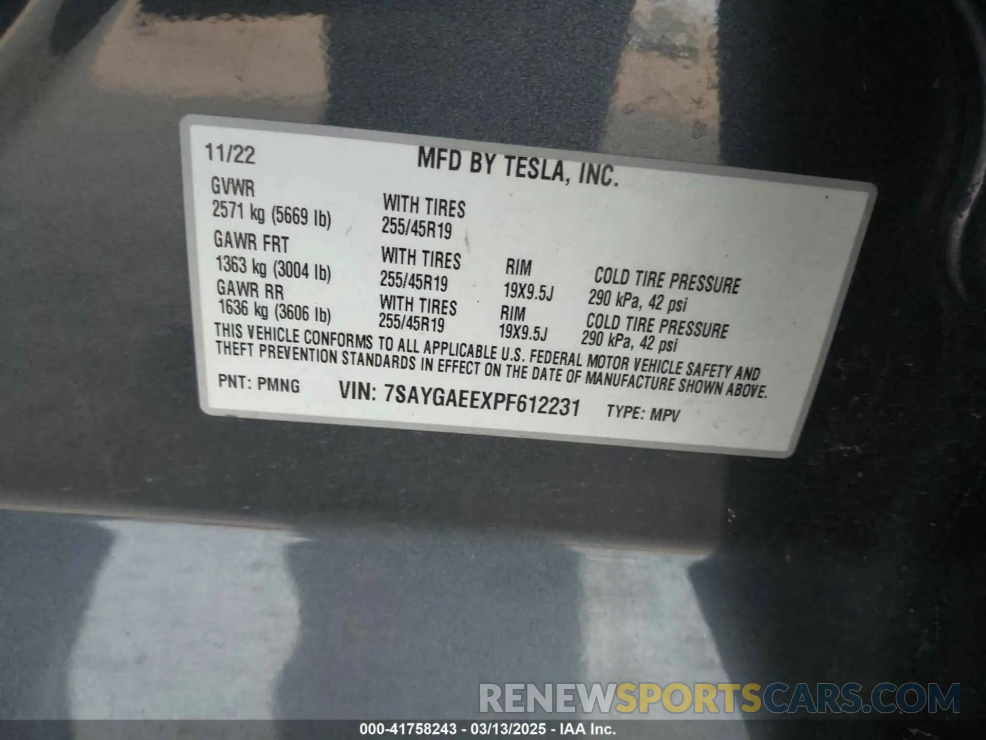 9 Photograph of a damaged car 7SAYGAEEXPF612231 TESLA MODEL Y 2023
