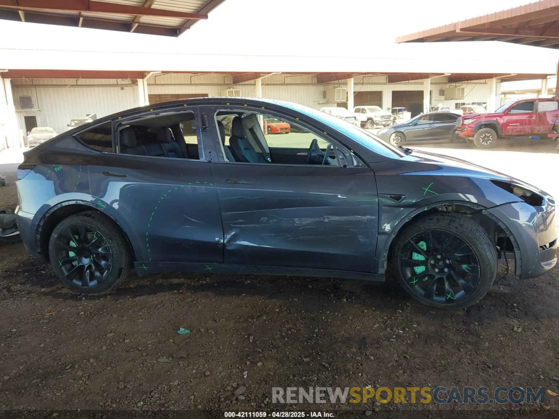 13 Photograph of a damaged car 7SAYGAEEXPF618174 TESLA MODEL Y 2023
