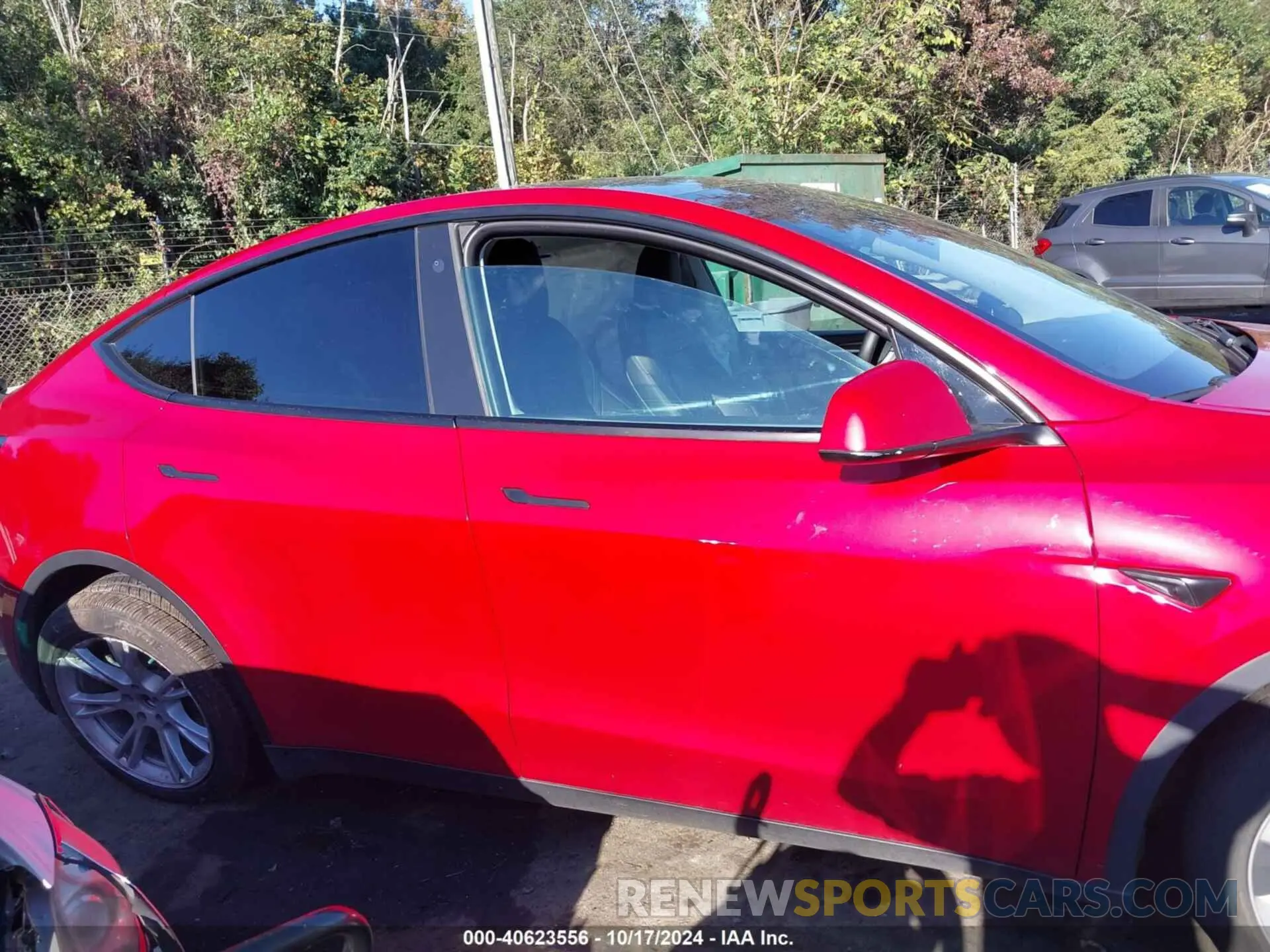 13 Photograph of a damaged car 7SAYGAEEXPF639431 TESLA MODEL Y 2023