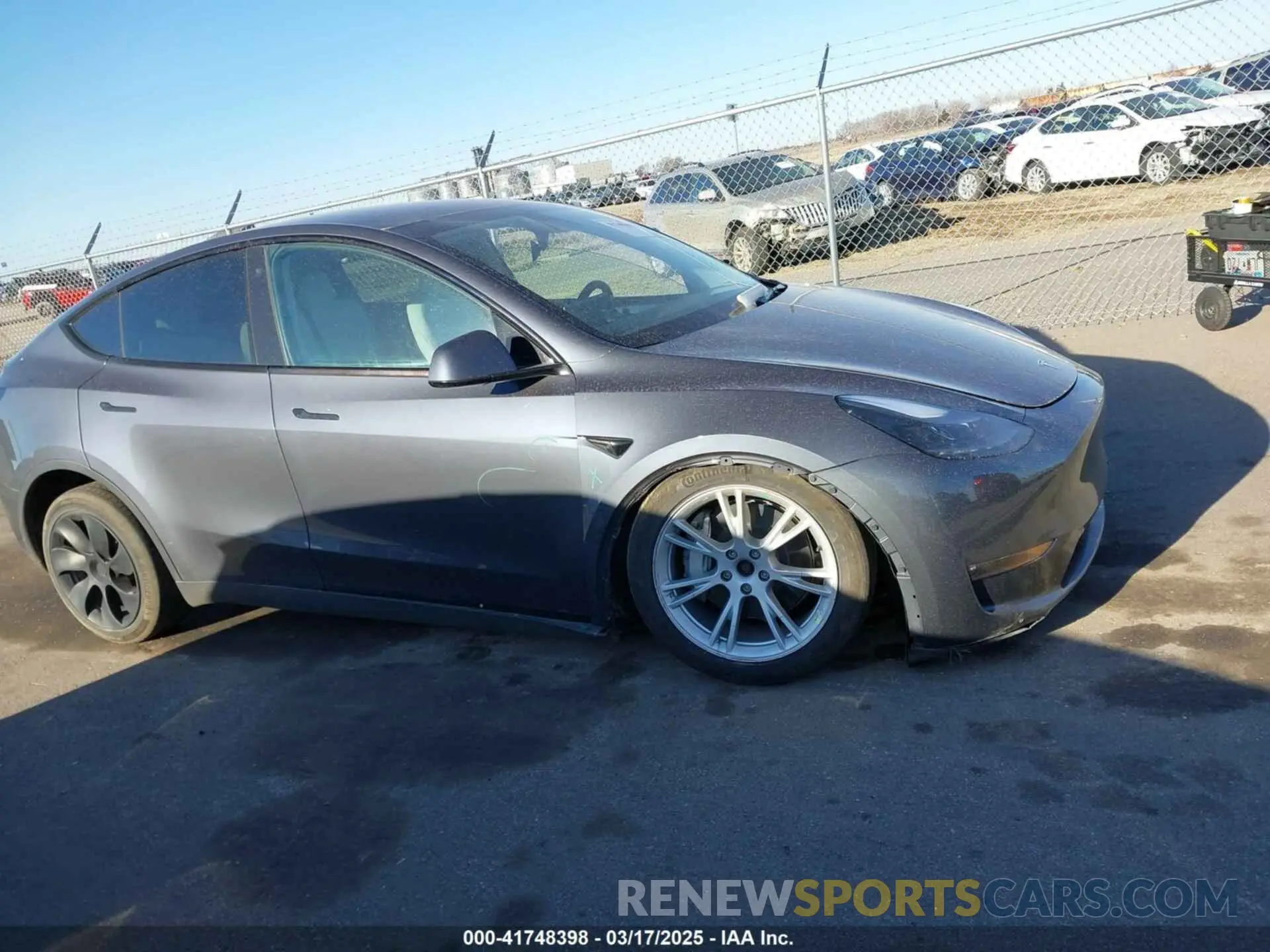 14 Photograph of a damaged car 7SAYGAEEXPF714760 TESLA MODEL Y 2023