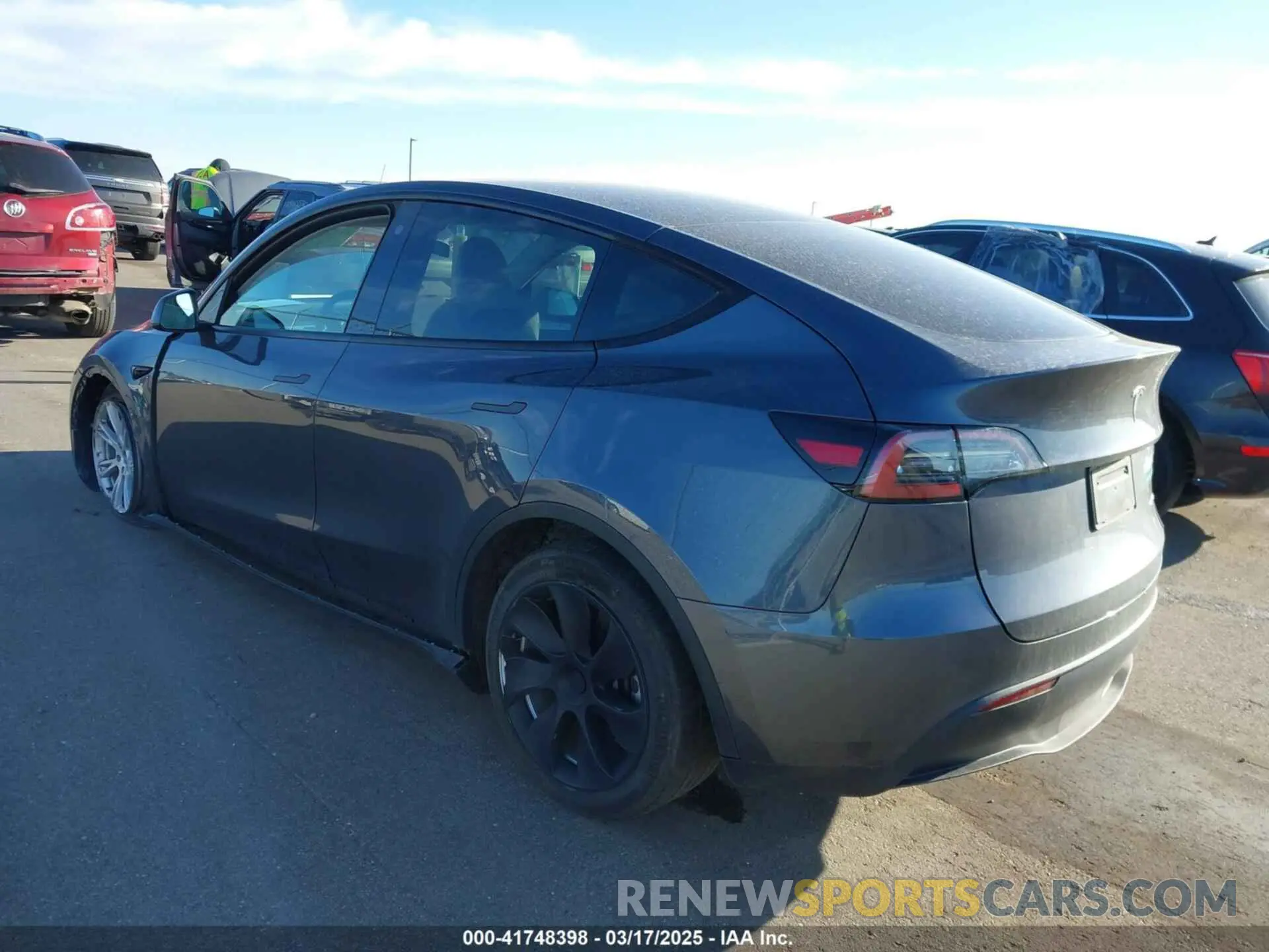 3 Photograph of a damaged car 7SAYGAEEXPF714760 TESLA MODEL Y 2023