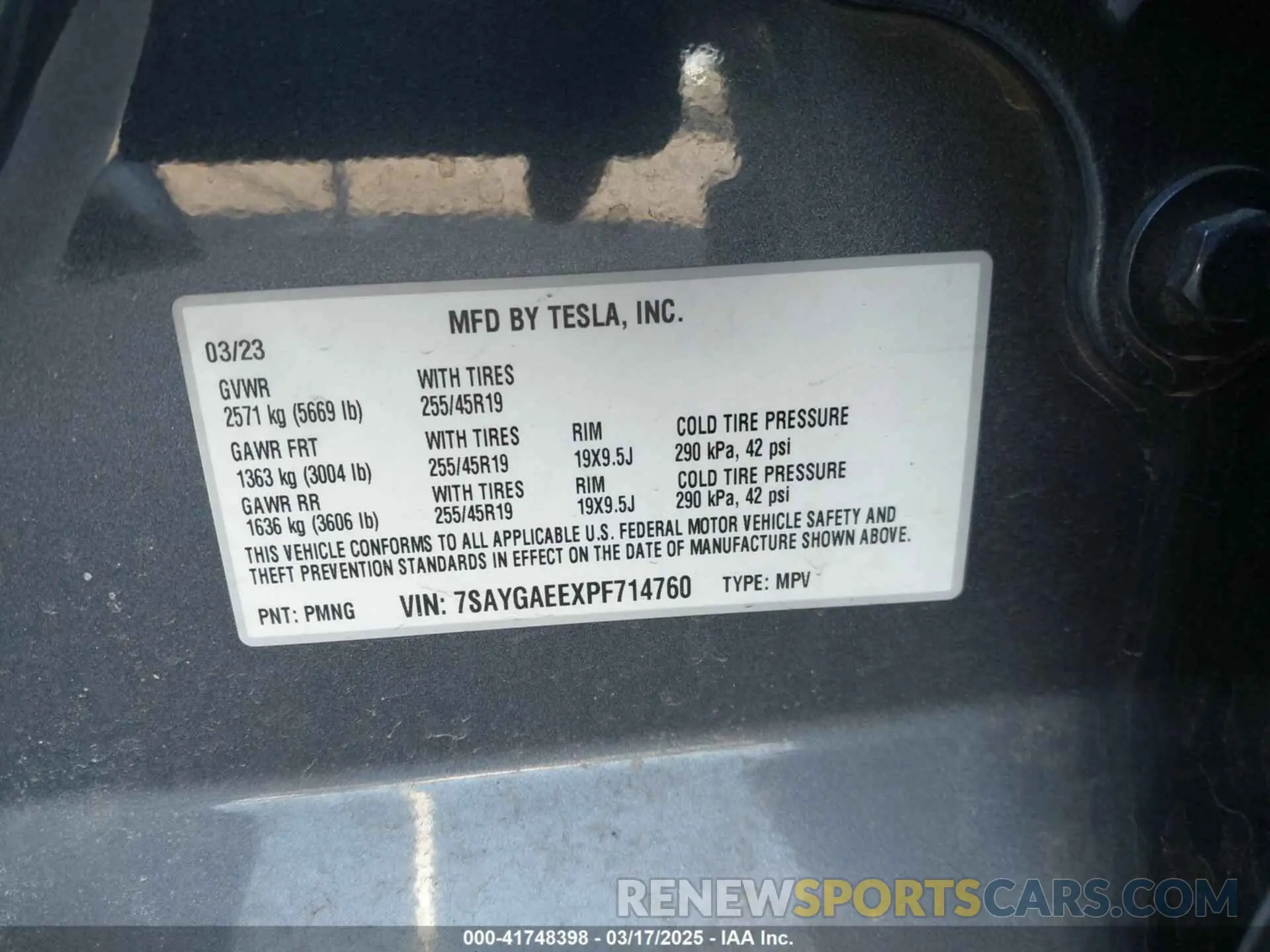 9 Photograph of a damaged car 7SAYGAEEXPF714760 TESLA MODEL Y 2023