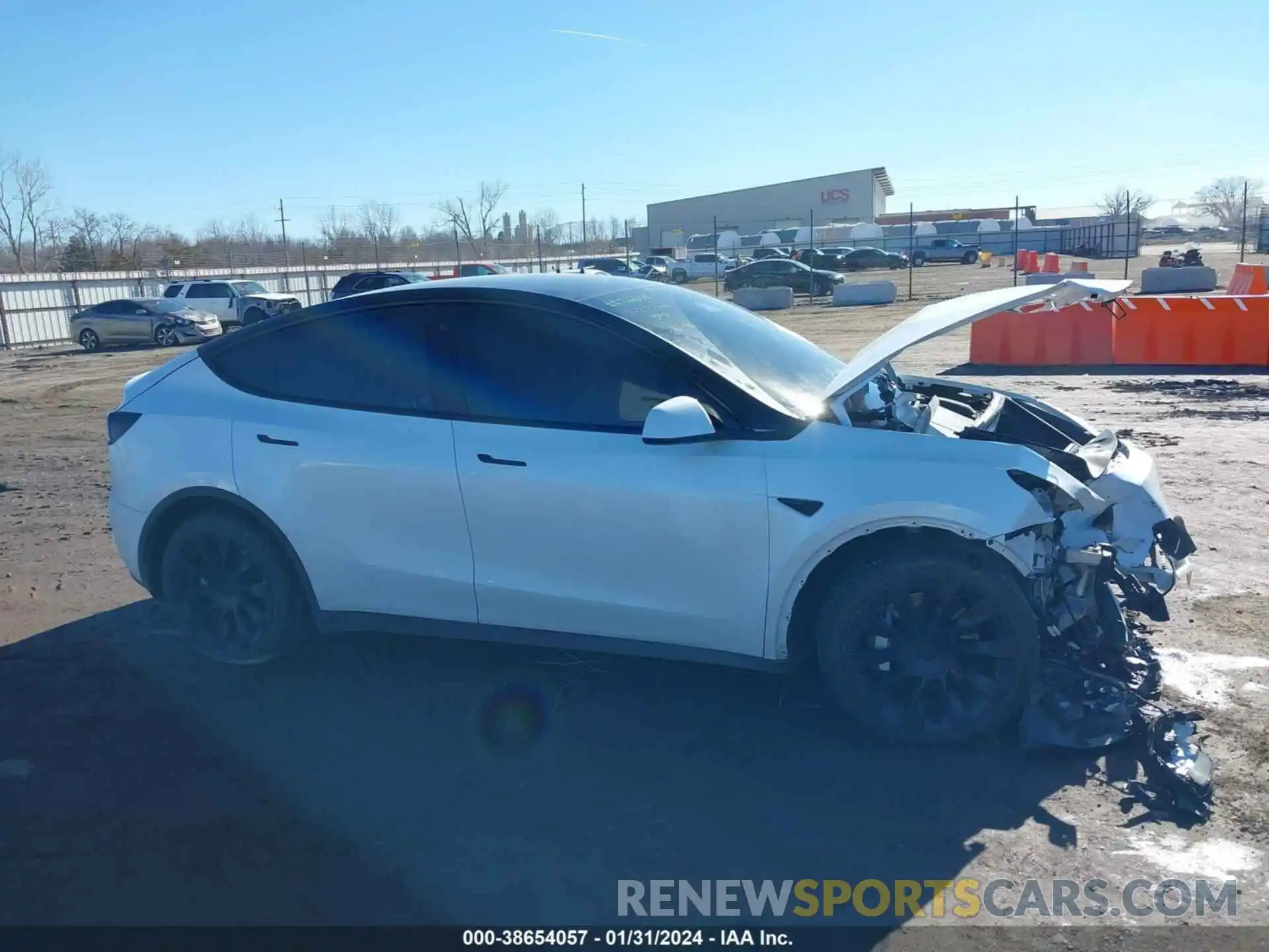 14 Photograph of a damaged car 7SAYGAEEXPF758175 TESLA MODEL Y 2023