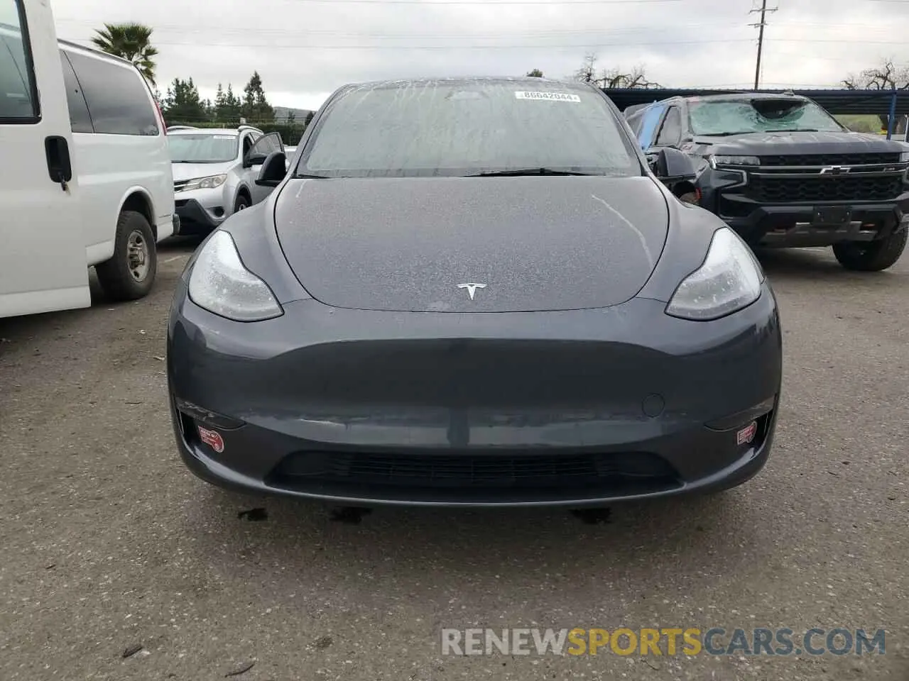5 Photograph of a damaged car 7SAYGAEEXPF845803 TESLA MODEL Y 2023