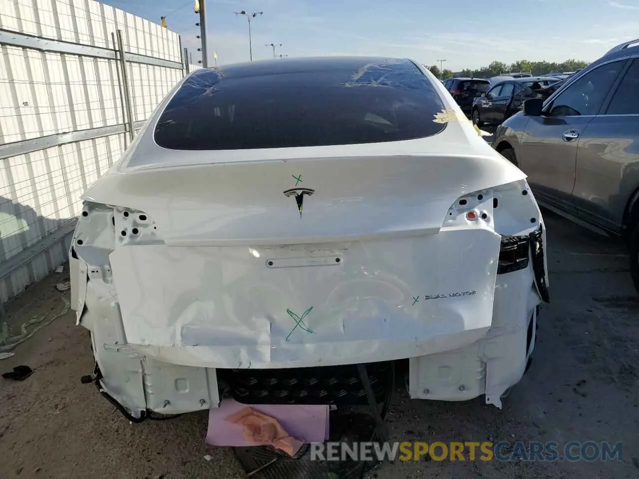6 Photograph of a damaged car 7SAYGAEEXPF922668 TESLA MODEL Y 2023