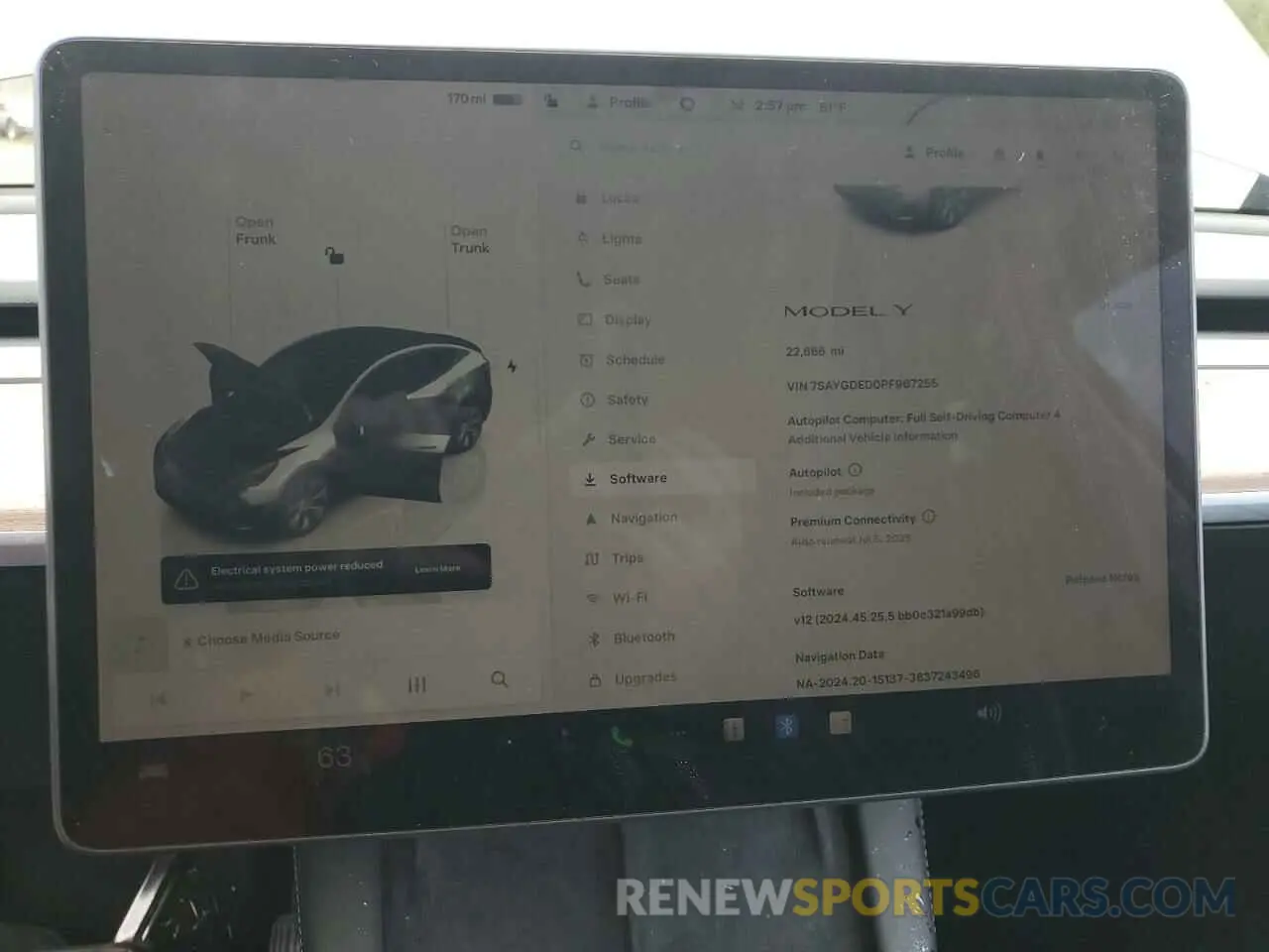 9 Photograph of a damaged car 7SAYGDED0PF967255 TESLA MODEL Y 2023