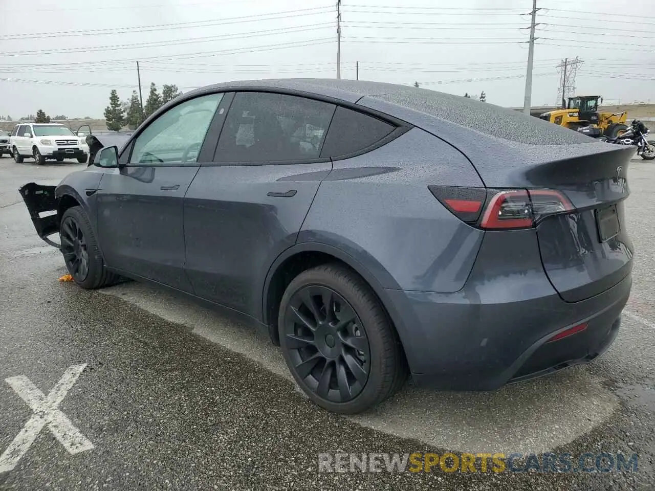 2 Photograph of a damaged car 7SAYGDED0PF977817 TESLA MODEL Y 2023