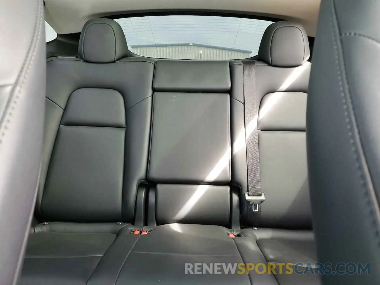 10 Photograph of a damaged car 7SAYGDED1PF960928 TESLA MODEL Y 2023