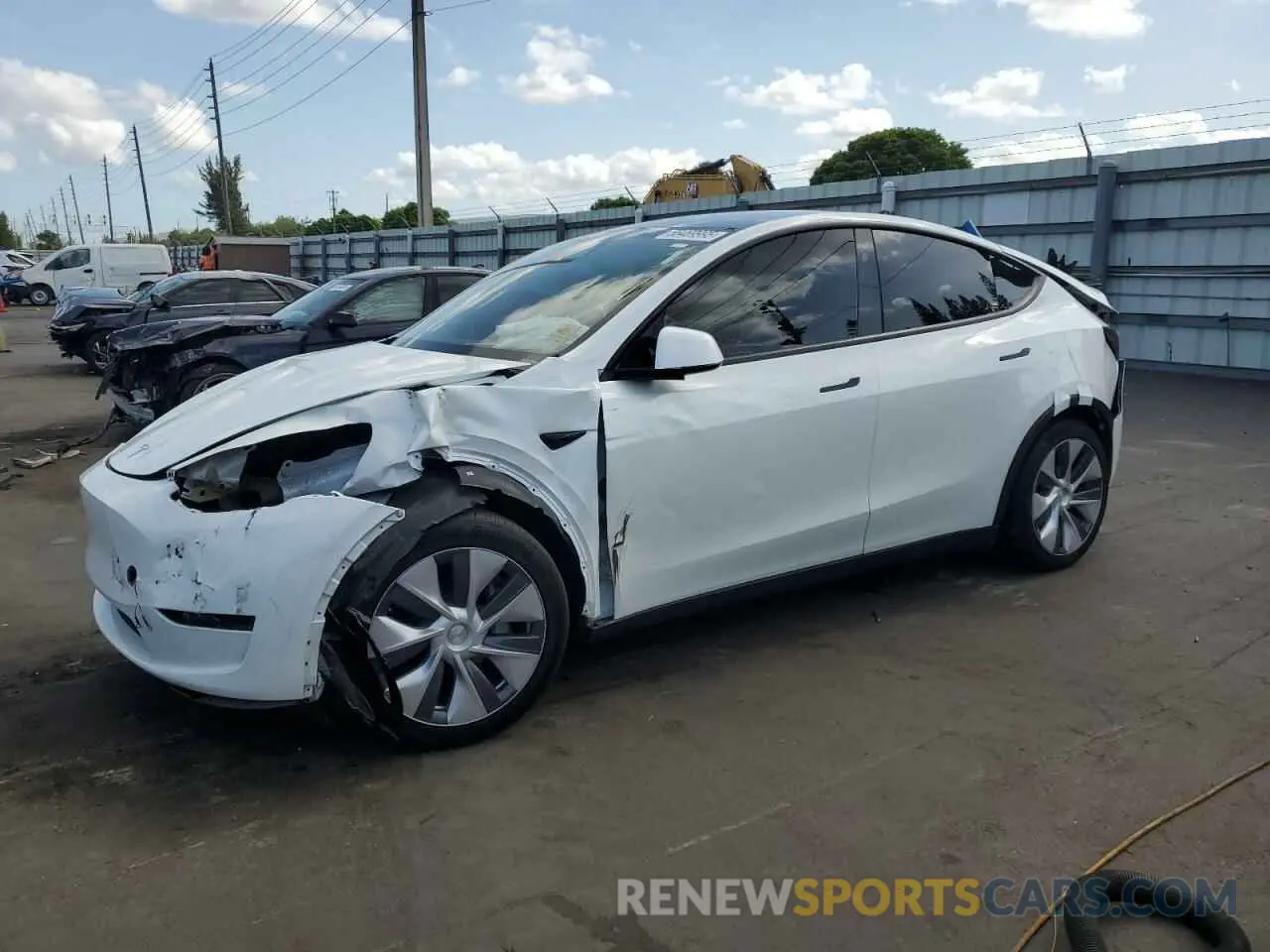 1 Photograph of a damaged car 7SAYGDED2PF946021 TESLA MODEL Y 2023
