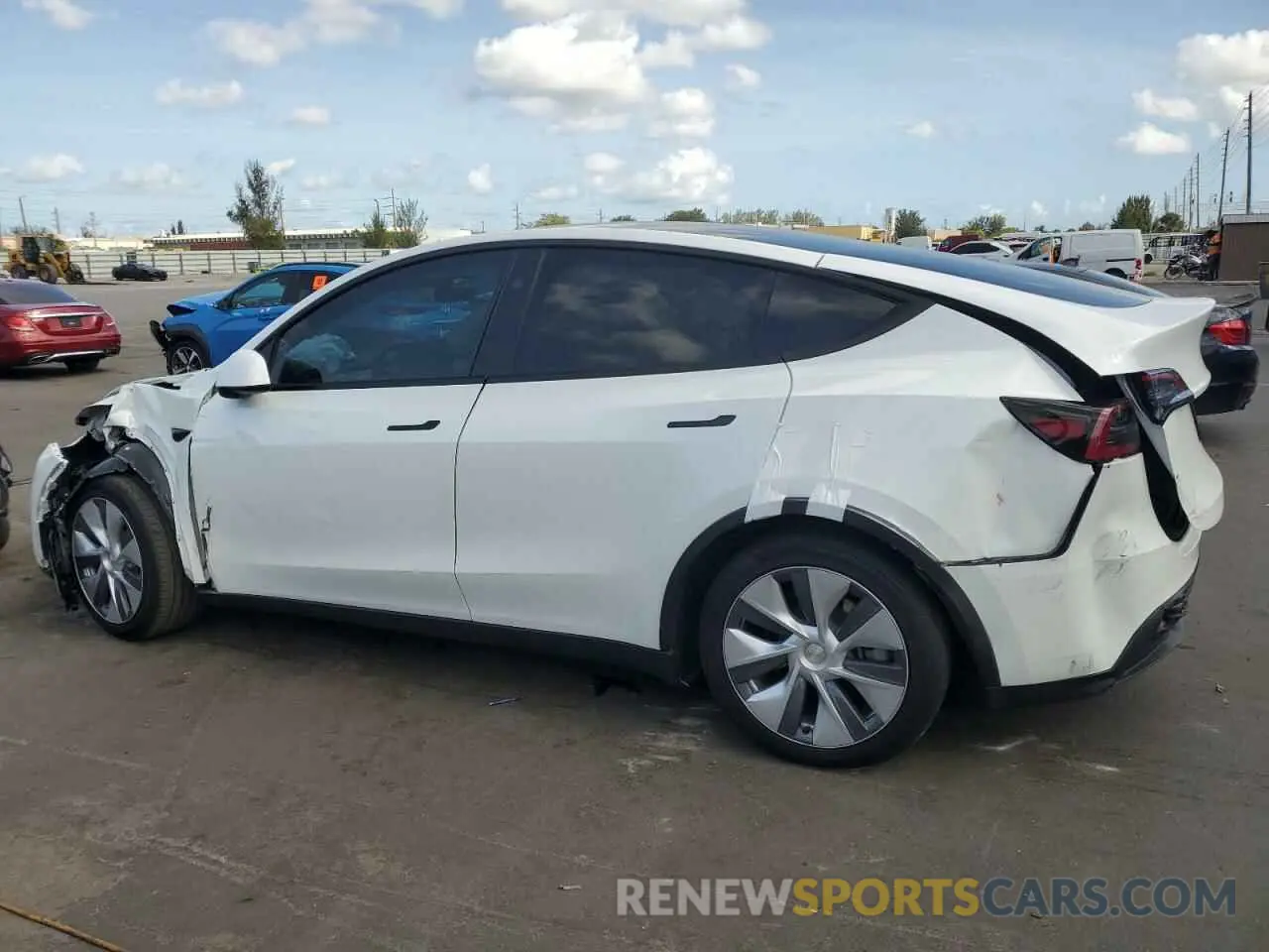 2 Photograph of a damaged car 7SAYGDED2PF946021 TESLA MODEL Y 2023
