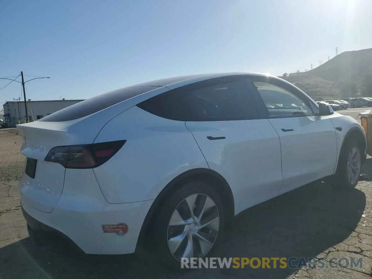 3 Photograph of a damaged car 7SAYGDED3PF962910 TESLA MODEL Y 2023