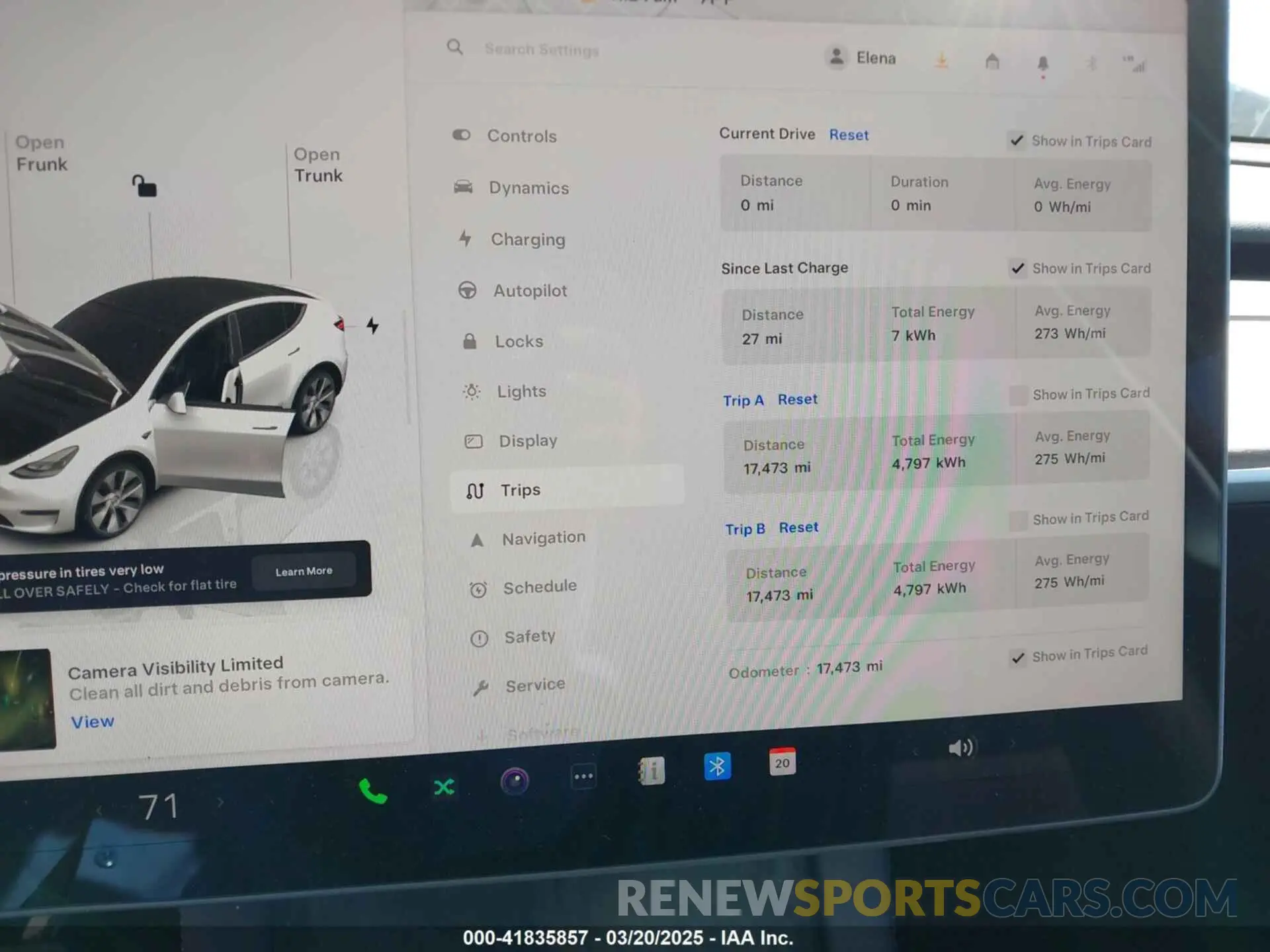 7 Photograph of a damaged car 7SAYGDED3PF977004 TESLA MODEL Y 2023