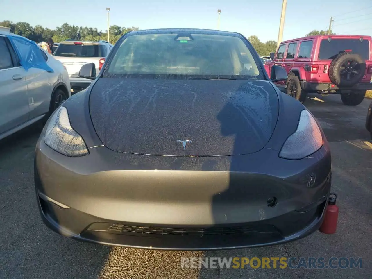 5 Photograph of a damaged car 7SAYGDED4PF949129 TESLA MODEL Y 2023
