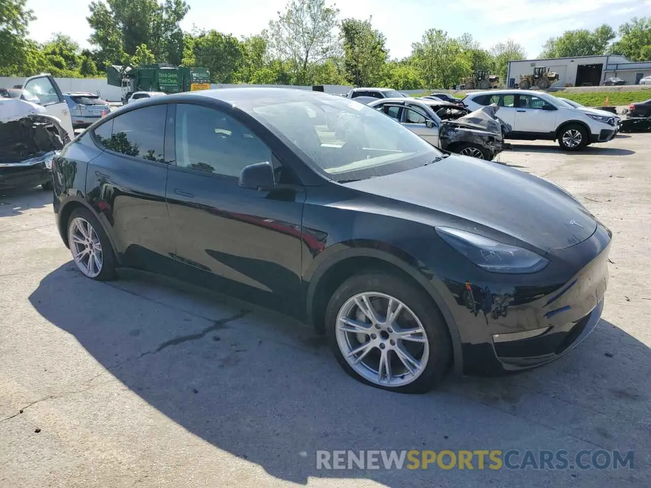 4 Photograph of a damaged car 7SAYGDED4PF966366 TESLA MODEL Y 2023