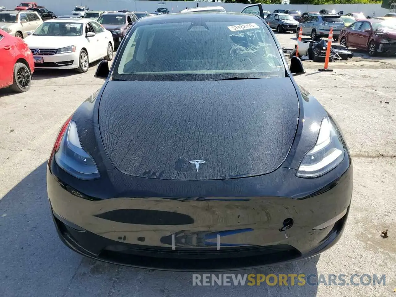 5 Photograph of a damaged car 7SAYGDED4PF966366 TESLA MODEL Y 2023