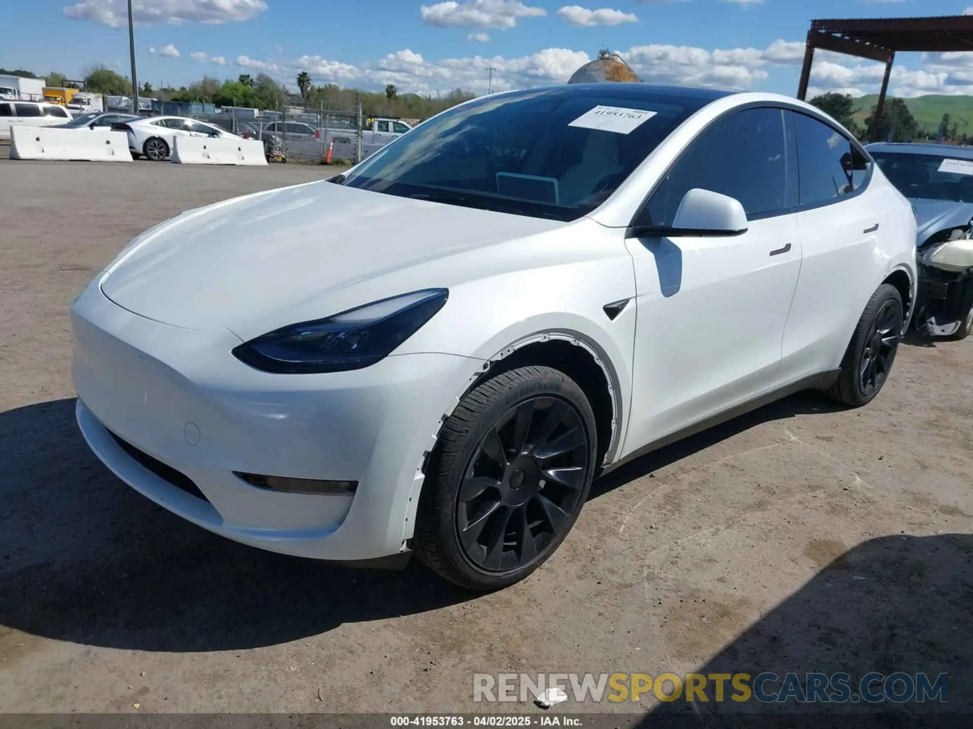 2 Photograph of a damaged car 7SAYGDED4PF976735 TESLA MODEL Y 2023